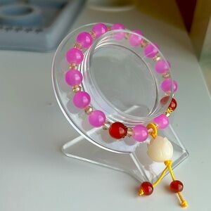 White Lotus glass bead bracelet